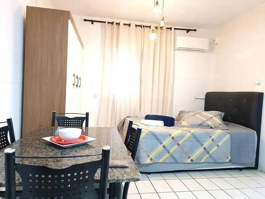 1 Quarto- Calcadao - Pe Na Areia Balneário Camboriú Brazilië